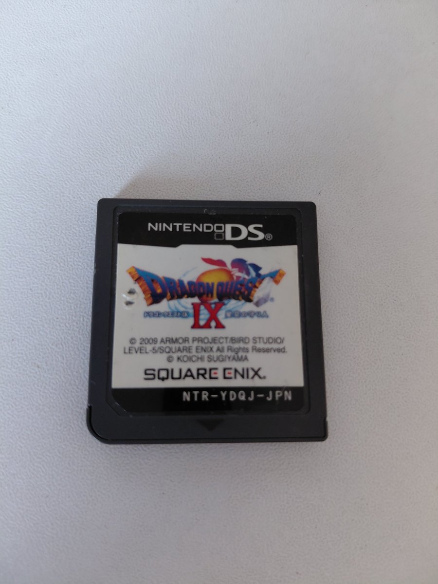 maounibalezuni's tweet photo. 懐かしいゲーム見付けて480円で即買いしてきたけど今の時代にすれ違いとか出来ないだろうな～🤔 https://t.co/MmpSnGuLof