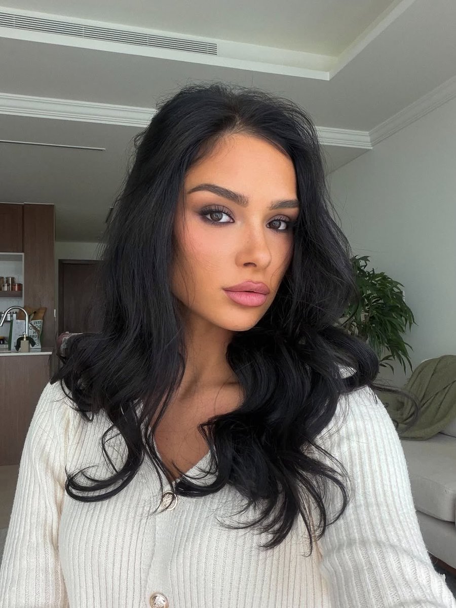 goddess_Emmaaaa's tweet photo. RT &amp; like if you’d love to book for an inc-call real time in downtown Dubai this weekend 👀😈👇👇👇

https://t.co/3LCx9TKUBt https://t.co/jQIrjUbxen