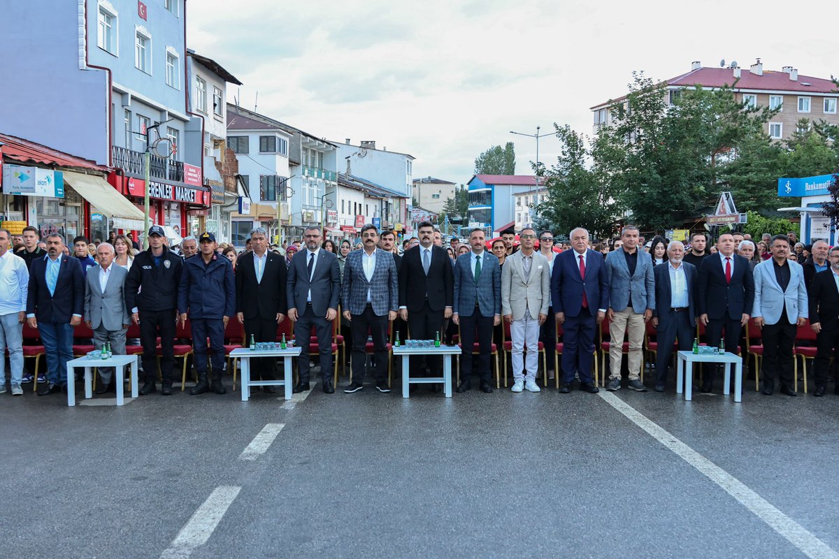 AUrek58's tweet photo. İmranlı Merkez Derneğimizin düzenlemiş olduğu geleneksel şölen birlik ve beraberlik içerisinde gerçekleşti. 

Kıymetli Başkanımız Orhan Şener’e ve yönetimine bu güzel organizasyon için teşekkür ediyorum. https://t.co/gdWlKdqtr9
