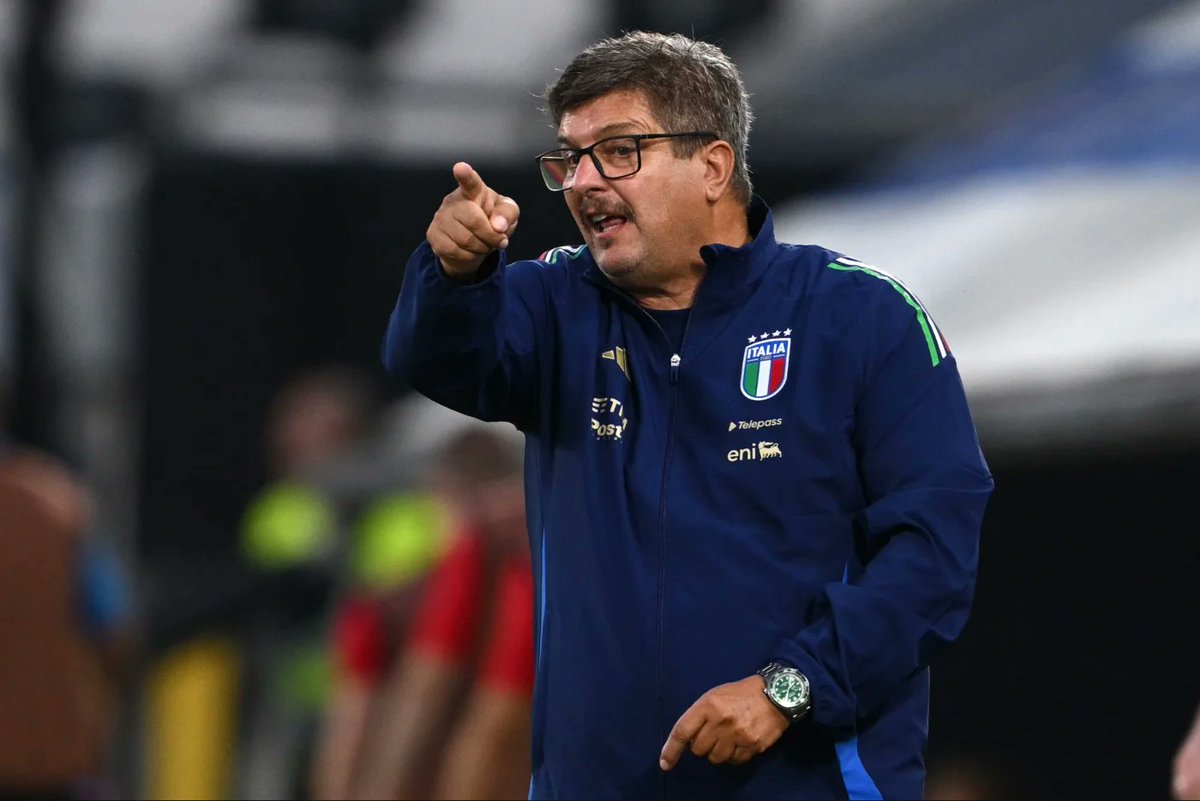 napolista's tweet photo. Malagò aveva l’opportunità di strambare e chiamare Baldini, invece ha scelto il solito circolo dei campioni

Difficilmente poteva cominciare peggio. Si è impigliato nel balbettio tra Maldini e Pirlo. Baldini ha un brutto carattere? Meglio. Di Guido Trombetti https://t.co/OxyGLUE3cq