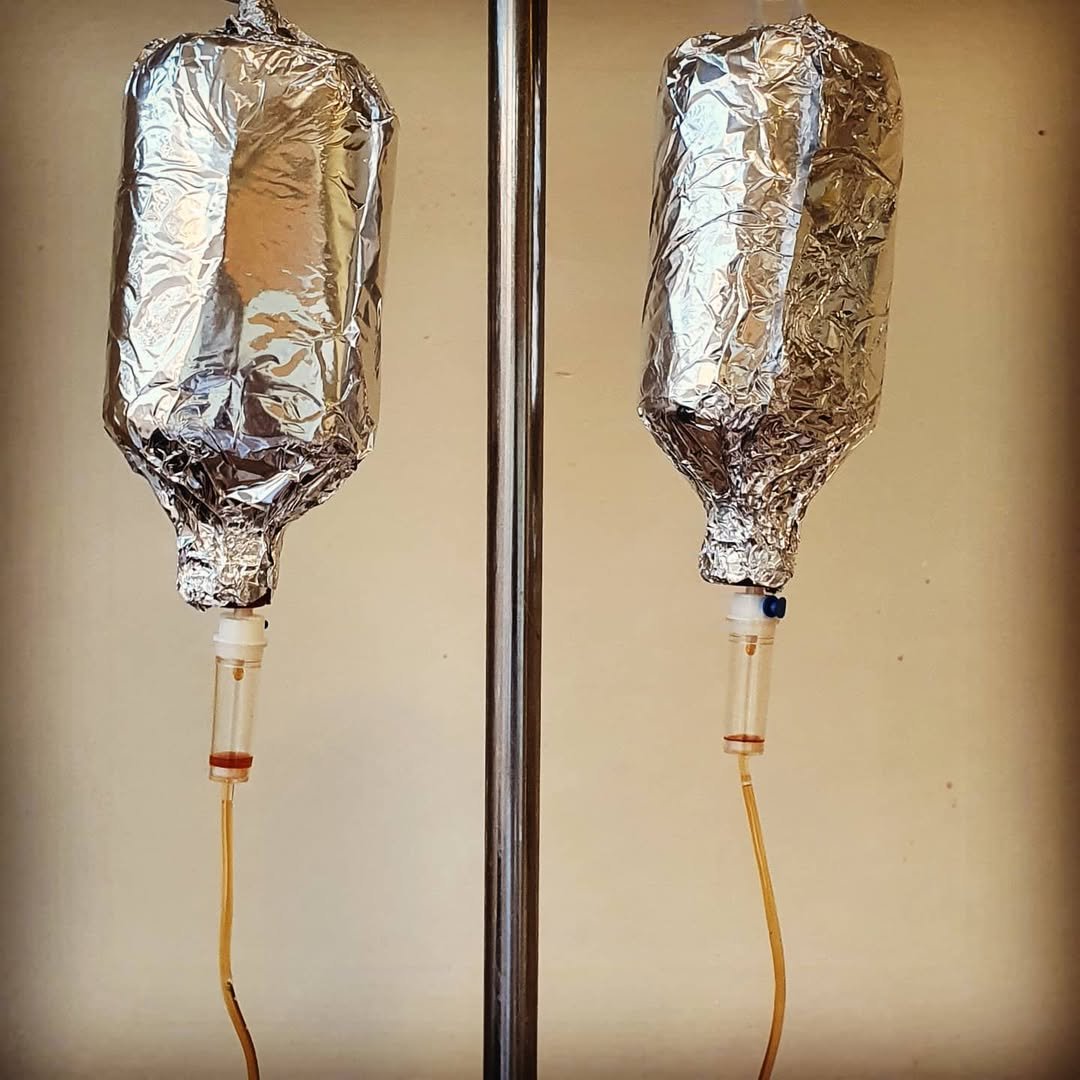 kh505043's tweet photo. Which medication necessitates protection from light during preparation or administration, and for what reason?
. https://t.co/pFy4aTGMWR