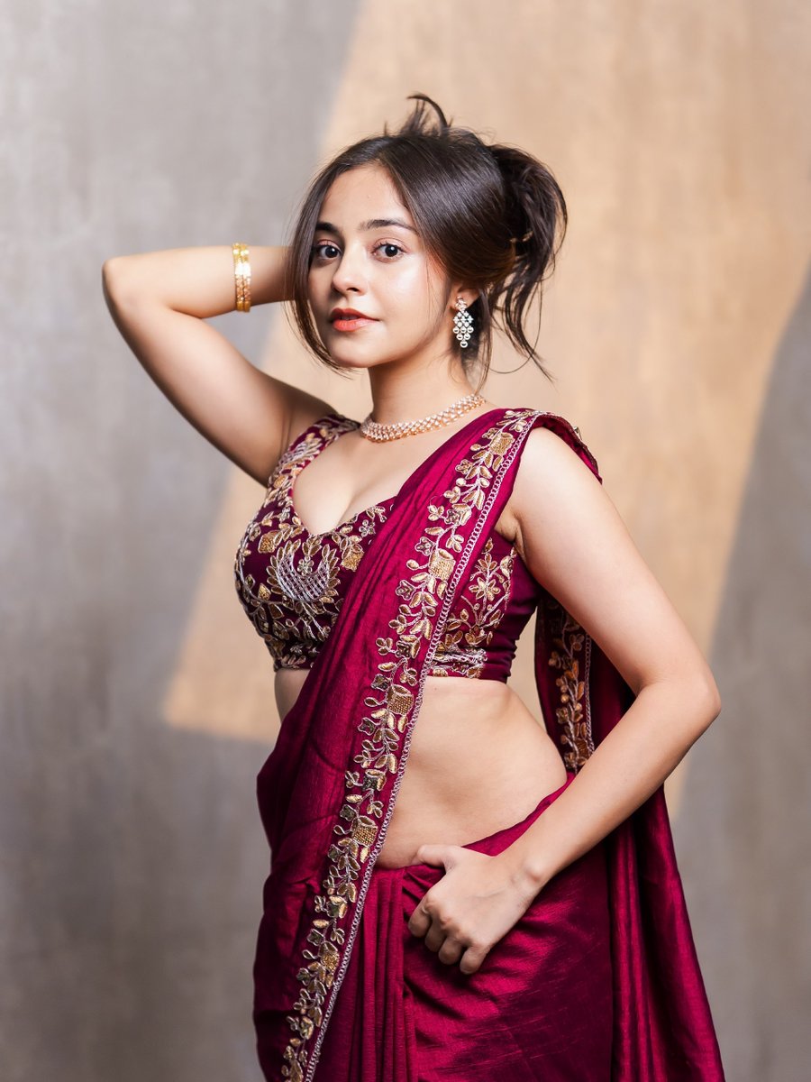 Bollywood Tollywood Point ™ tweet media