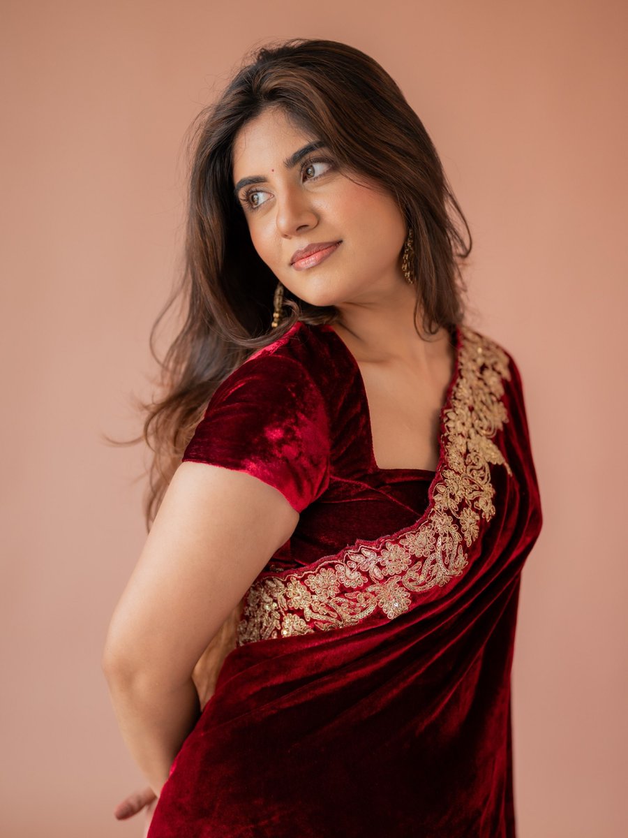 Bollywood Tollywood Point ™ tweet media