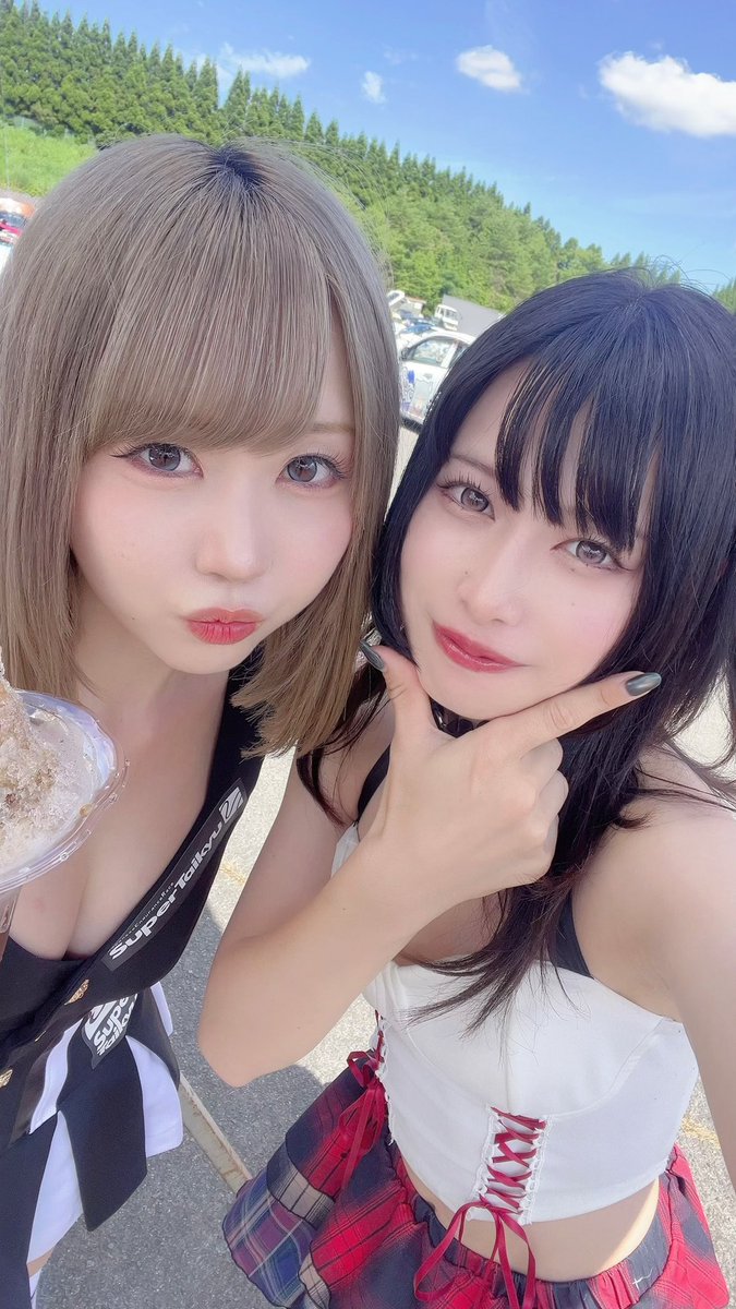 x666hyz's tweet photo. 拗らせ古参厄介オタクのワイ、やっっっっっっっと初めて話しかけられたよ；；
きゃわいかった……

#S耐 #スーパー耐久 #レースクィーン #レースアンバサダー https://t.co/2BoaS0VM2i