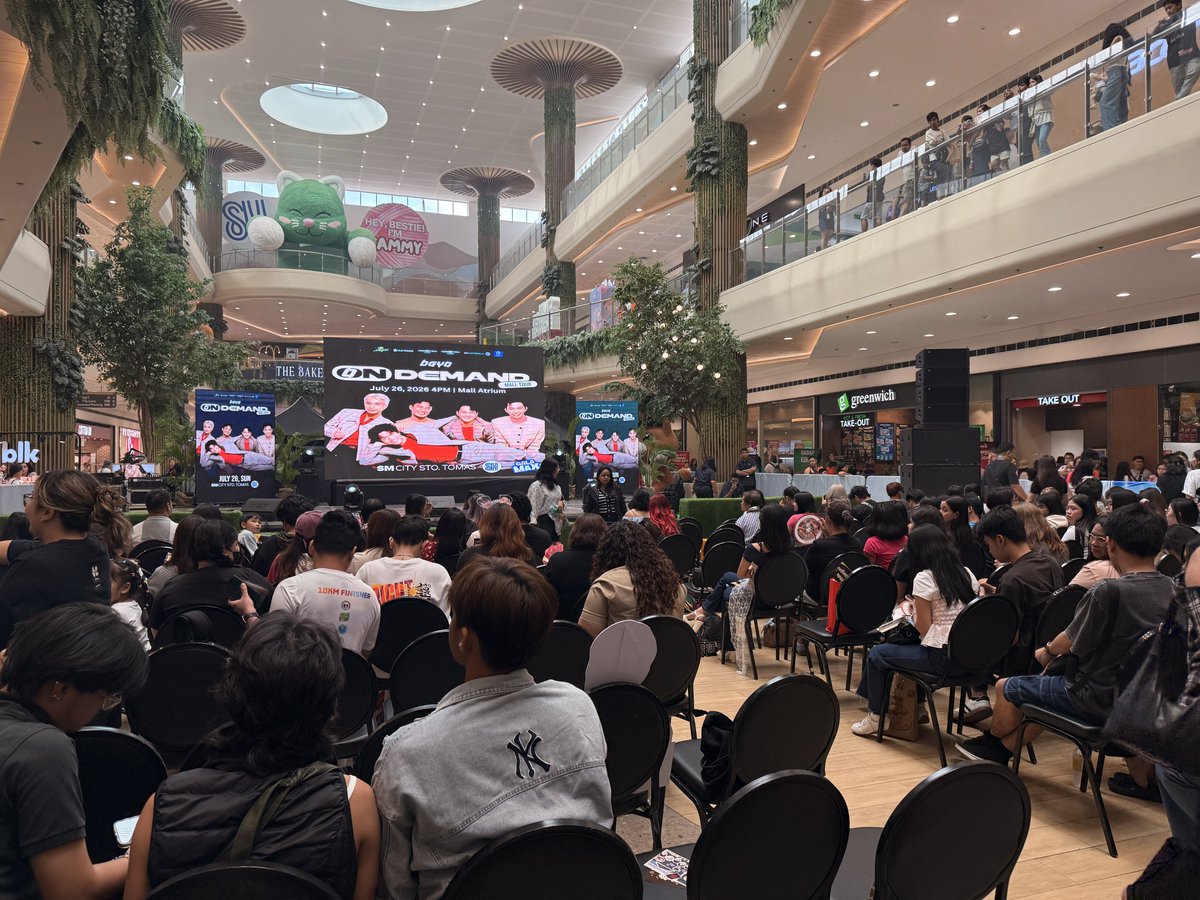 FanbACEs_ph's tweet photo. Hala!!! Ang dami! Salamat po. 

BGYO OnDEMAND BATANGAS

#BGYO @bgyo_ph https://t.co/IZQmyEfBKH