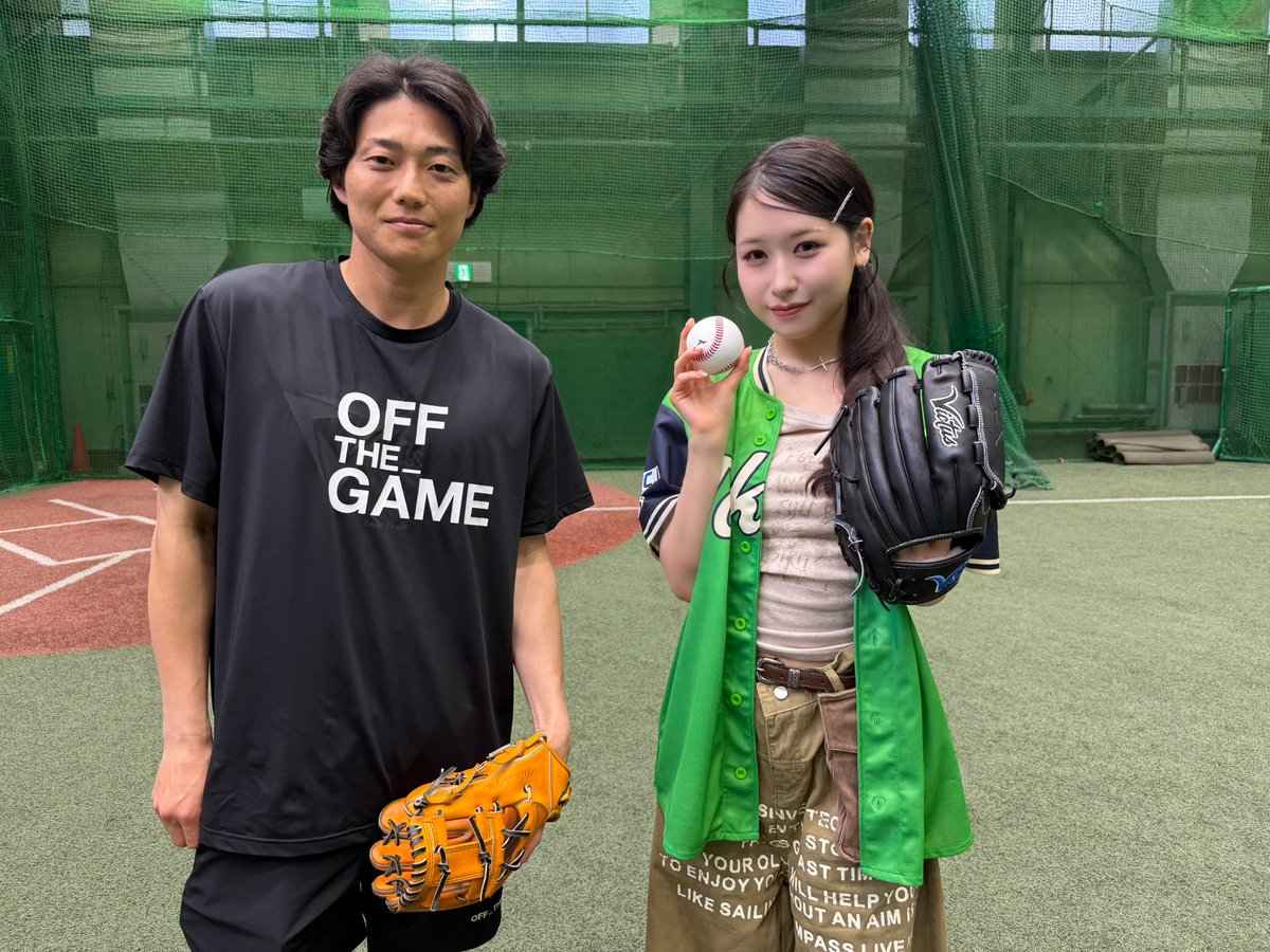 swallowspr's tweet photo. 燕プロ最終日❇️

本日は #ME_I の皆さんが燕パワーゲストとしてご登場💞
試合前パフォーマンスから7回表終了後のラッキーセブンまでご出演いただきます✨

始球式は #MOMONA さん⚾️ 
#宮沢直人 ブルペン捕手兼サブマネージャーと練習を行い、準備万端です🔥

#swallows #燕心全開 https://t.co/vp2V6qx0u7