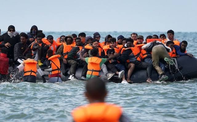 TheMercianNews's tweet photo. 🚨 BREAKING: Two migrant killers have fled France to Britain on a small boat crossing.

The victim was found dead on a beach in Berck-sur-Mer before a record breaking 'mega dinghy' crossed the Channel from the same stretch of coastline

French authorities have so far been unable to identify the victim, who was carrying no identification documents.