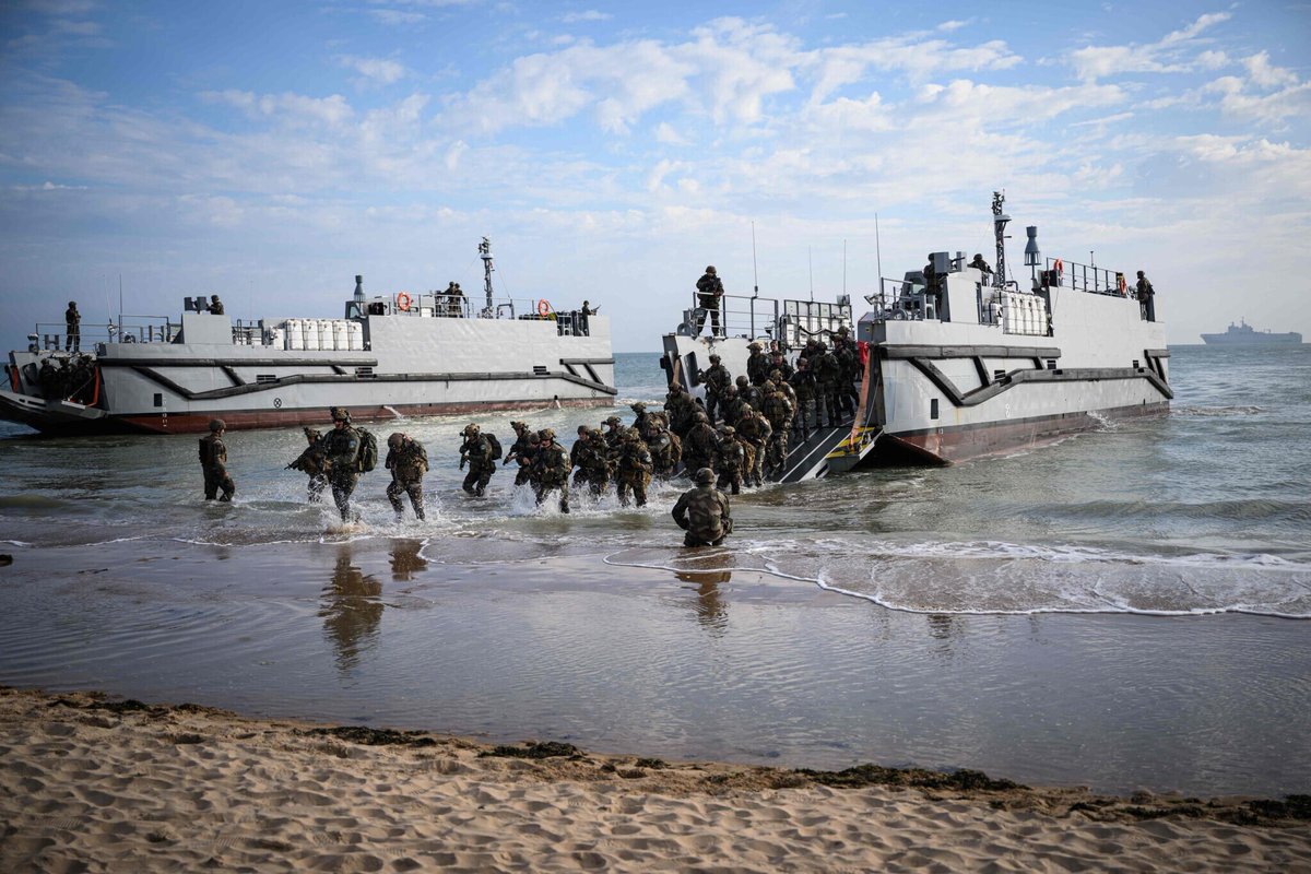 le_Parisien's tweet photo. 🔴 Les plages du Débarquement en Normandie inscrites au patrimoine mondial de l’Unesco

➡️ https://t.co/ydJ7Etih6a https://t.co/VOHB10NddH
