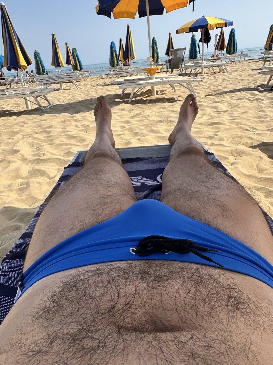 WalMusic79's tweet photo. FINALMENTE! Primo giorno di mare 🌊 Estate 2026 fa già molto caldo 🥵 🔥 https://t.co/1EaCf17xS9