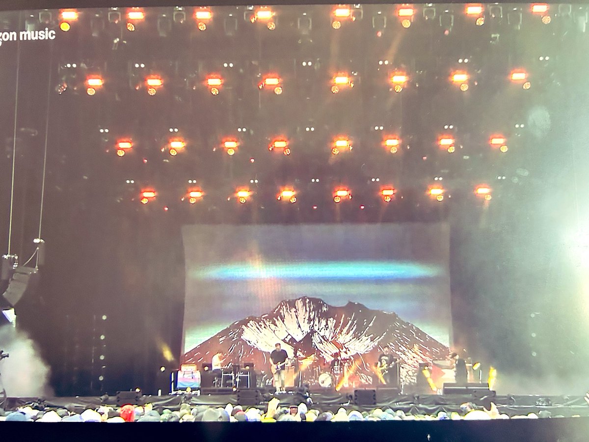egcmrsk's tweet photo. 大自然の中のMOGWAI…
#fujitock #MOGWAI https://t.co/abcUo25fr7