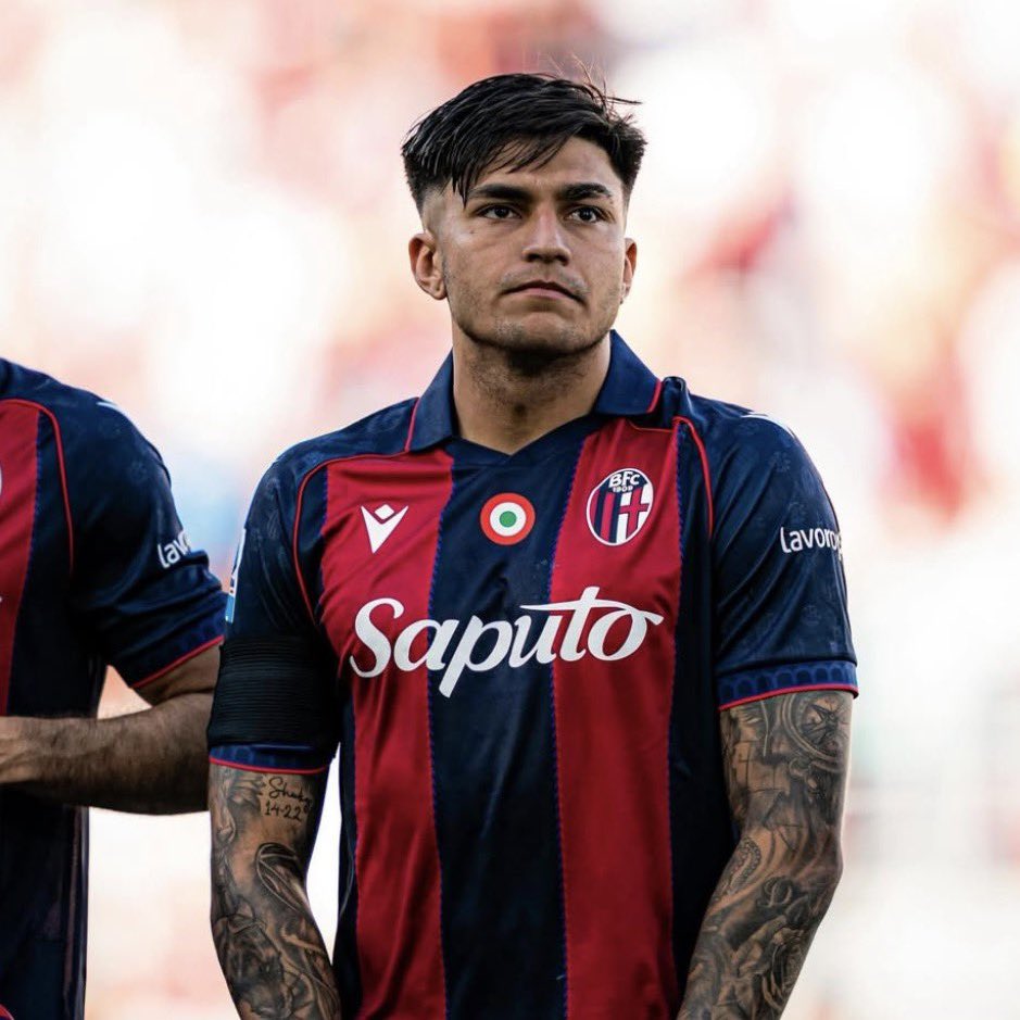 ActuFoot_'s tweet photo. 🚨 L’AS ROMA VEUT RÉALISER LE DOUBLE COUP ANTONIO NUSA 🇳🇴 - SANTIAGO CASTRO 🇦🇷 ! 🐺

Leipzig veut entre 55 et 60 M€ pour l’attaquant norvégien. 🤑

Une offre de 35 M€ pourrait suffire pour l’Argentin de Bologne.

🗞️ @Gazzetta_it https://t.co/l11vR2rgaN