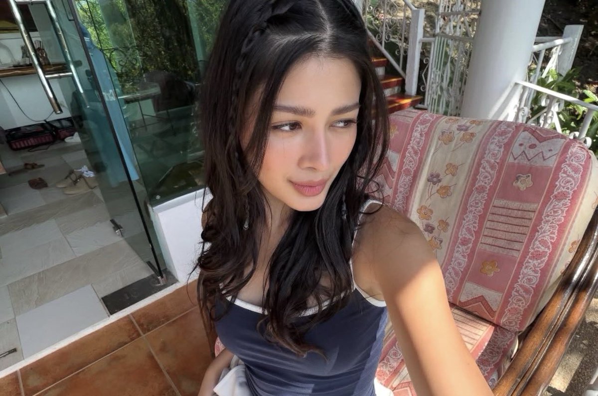 JWolvesiren13's tweet photo. Since pbb until now, ikaw parin at ikaw lang! 

LOVE LEXI ON SCREEN 
#AzMartinez | @_AZMartinez https://t.co/xKpyjQcXdq