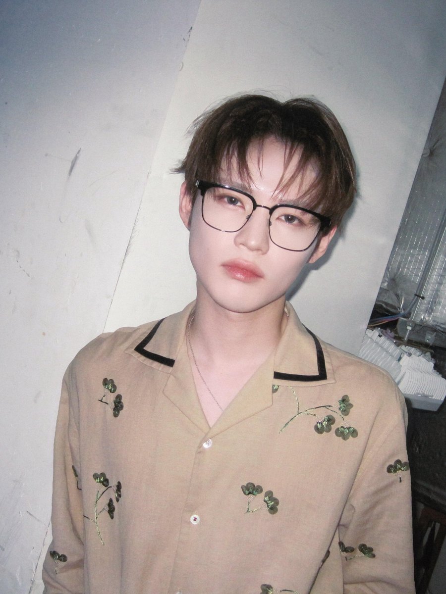 _____leledream's tweet photo. 천러 샤오홍슈

回家啦~很特别的周末🐬
#回家的风都是甜的 #期待下次见 #回家的快乐就是这么简单 #对对对就是这种感觉 #回家回家回家是最好的礼物 #返程回去上班了 #他应该知道自己很可爱 https://t.co/CGoL3pr8n2
