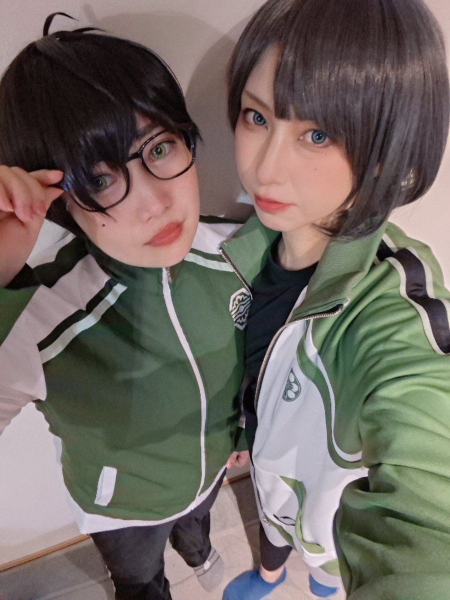 miyagi_cos's tweet photo. 三ュの十周年円盤上映会してきました！
ドンキ松井の試着会につきあってもらいましたよ笑
ドーム初日はてんえど追いかけるのに必死であんま覚えてないですね…配信は見たけどやっぱカメラアングル違う（そりゃそう）
久しぶりのSnow遊びもした笑 https://t.co/vySobEcZuP