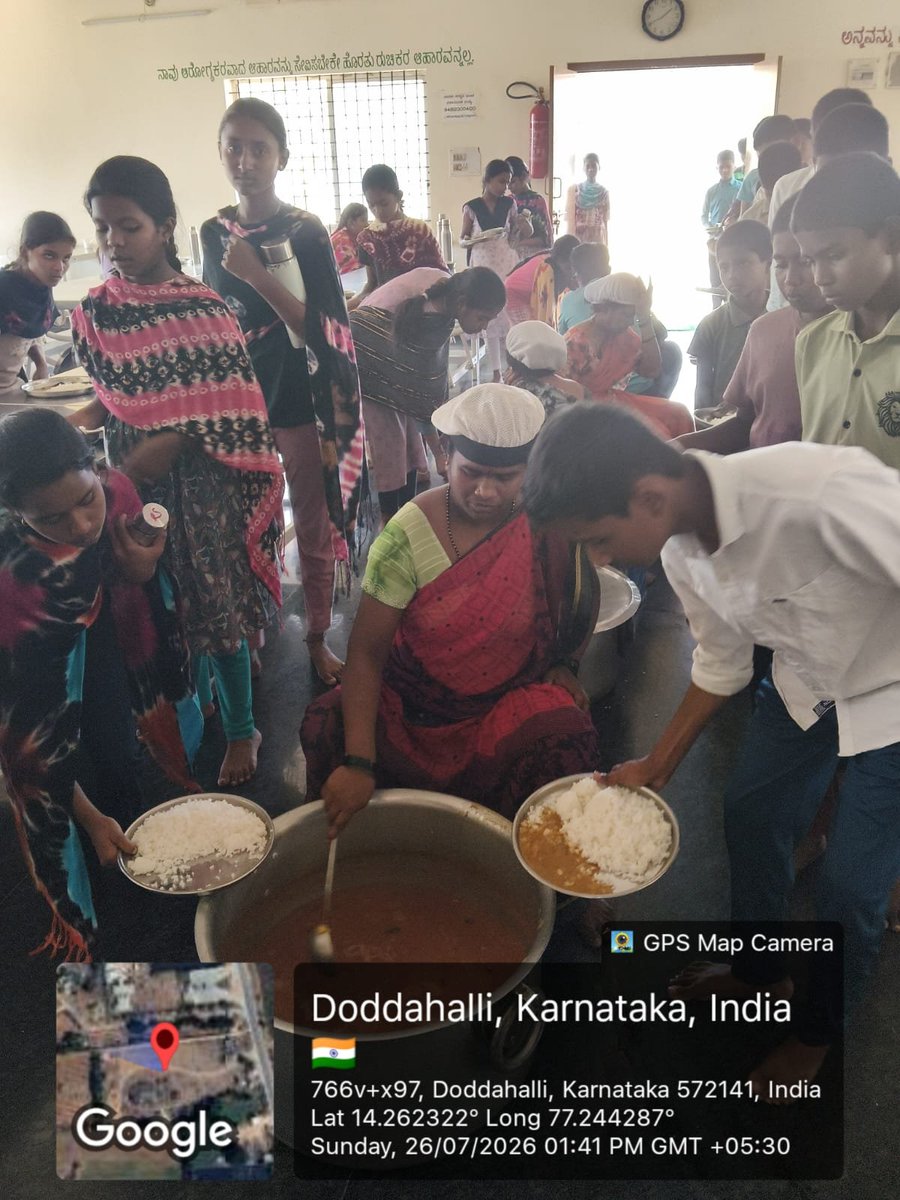 73Mdrs's tweet photo. MDRS 73 DODDAHALLI PAVAGADA taluku tumakuru dist lunch @SWDGoK @Dswojdtumkur @jd_swd https://t.co/Mm9KuOeb1Y