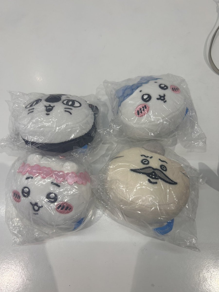 r0ckree's tweet photo. 【交換】ちいかわ ガチャ 人魚の島のひみつ
もっちるフェイスマスコット

譲))ハチワレ　ちいかわ　セイレーン　島二郎

求))うさぎ

大阪手渡し、郵送どちらでも可能です‼️ https://t.co/LB2glTg8Gg