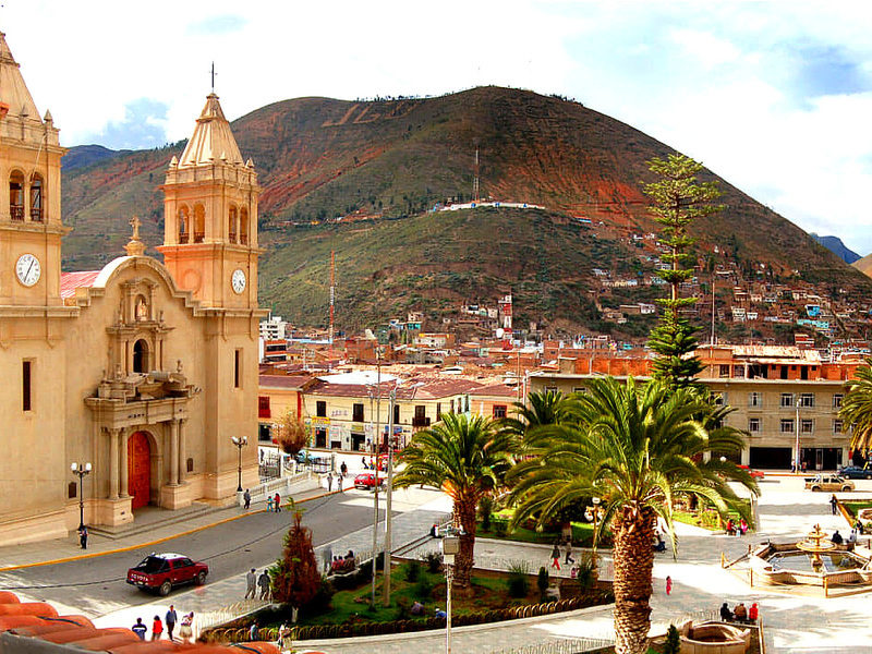 javierleoncio49's tweet photo. El 26 de julio, día de Santa Ana, patrona de la ciudad de Tarma (Perú), se celebra el 488 aniversario de su fundación, con el nombre de Santa Ana de la Ribera de Tarma. 
@visitaelperu,@ddc_junin,@laprensaperu,@PeruEnEspana,@EmbajadaEspPeru,#Tarma,#Peru https://t.co/5Wiqz2RNUf