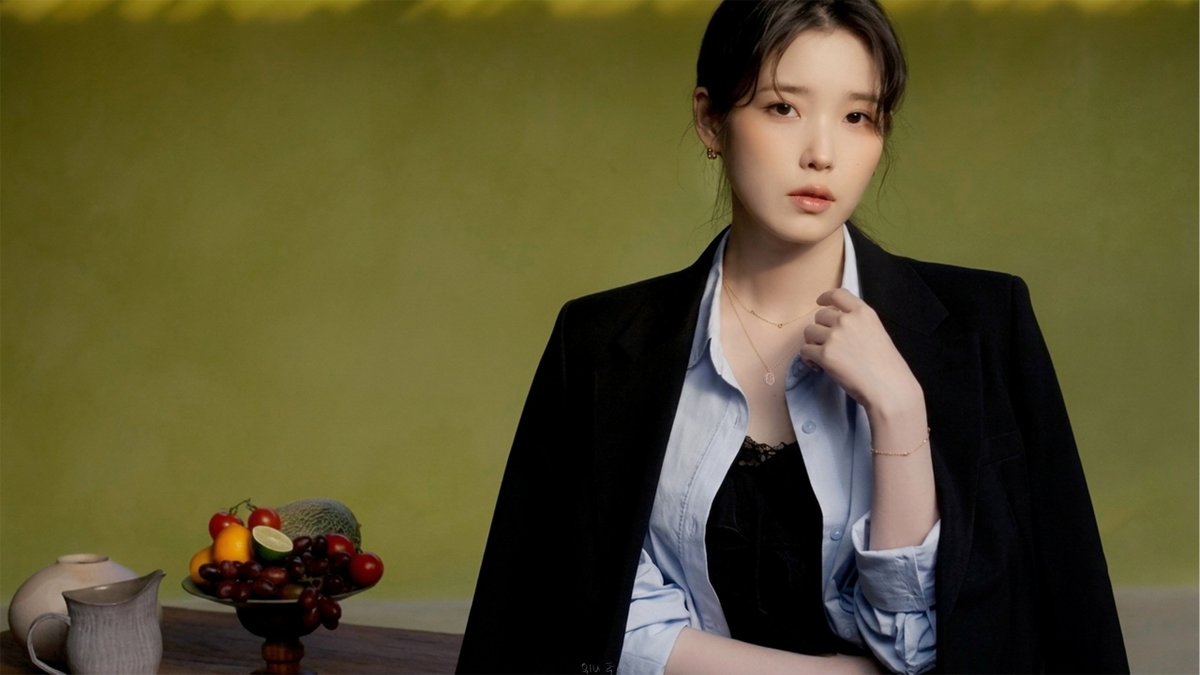 wyjc516's tweet photo. 지은시
IU X J.ESTINA 
desktop wallpaper 
#아이유 #IU https://t.co/MBaEEyytCn