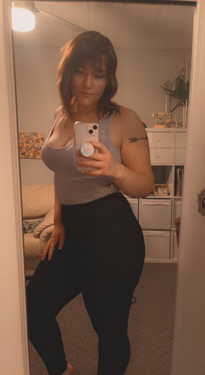 kerecuck26's tweet photo. Sabryna, 26 #irl #cuckold #wankchat #irlsubmissions wataa https://t.co/Al0GoUhhIz