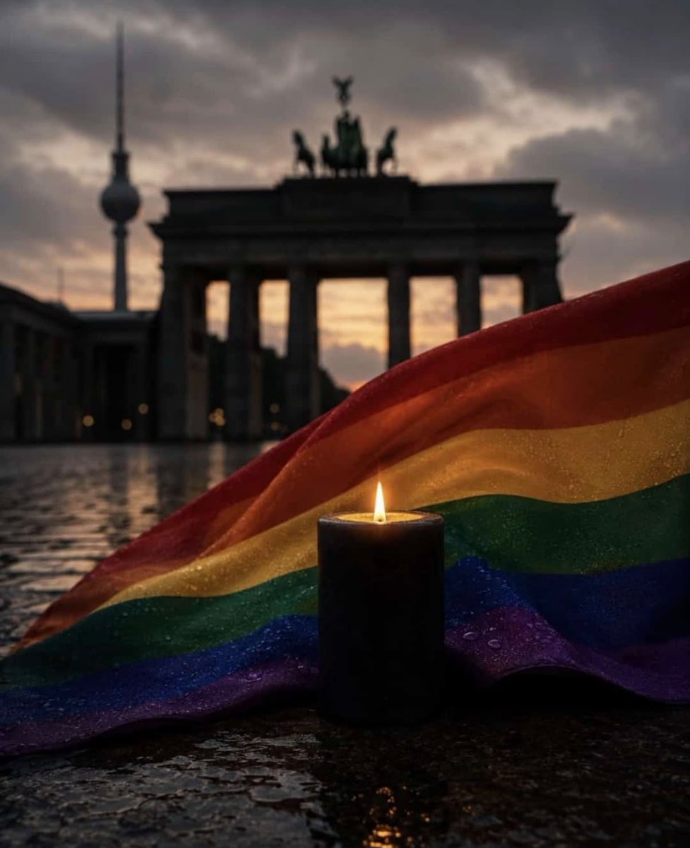 hessencam's tweet photo. Du sollst nicht töten! 
Kraft, Trost und Beistand für die Opfer. Schützt die Menschen unter dem Regenbogen  - über alle Grenzen hinaus. Kämpft weiter für die Würde des Menschen. Das ewige Licht leuchte den Verstorbenen. 😢😢😢 https://t.co/guCCqYbP7j