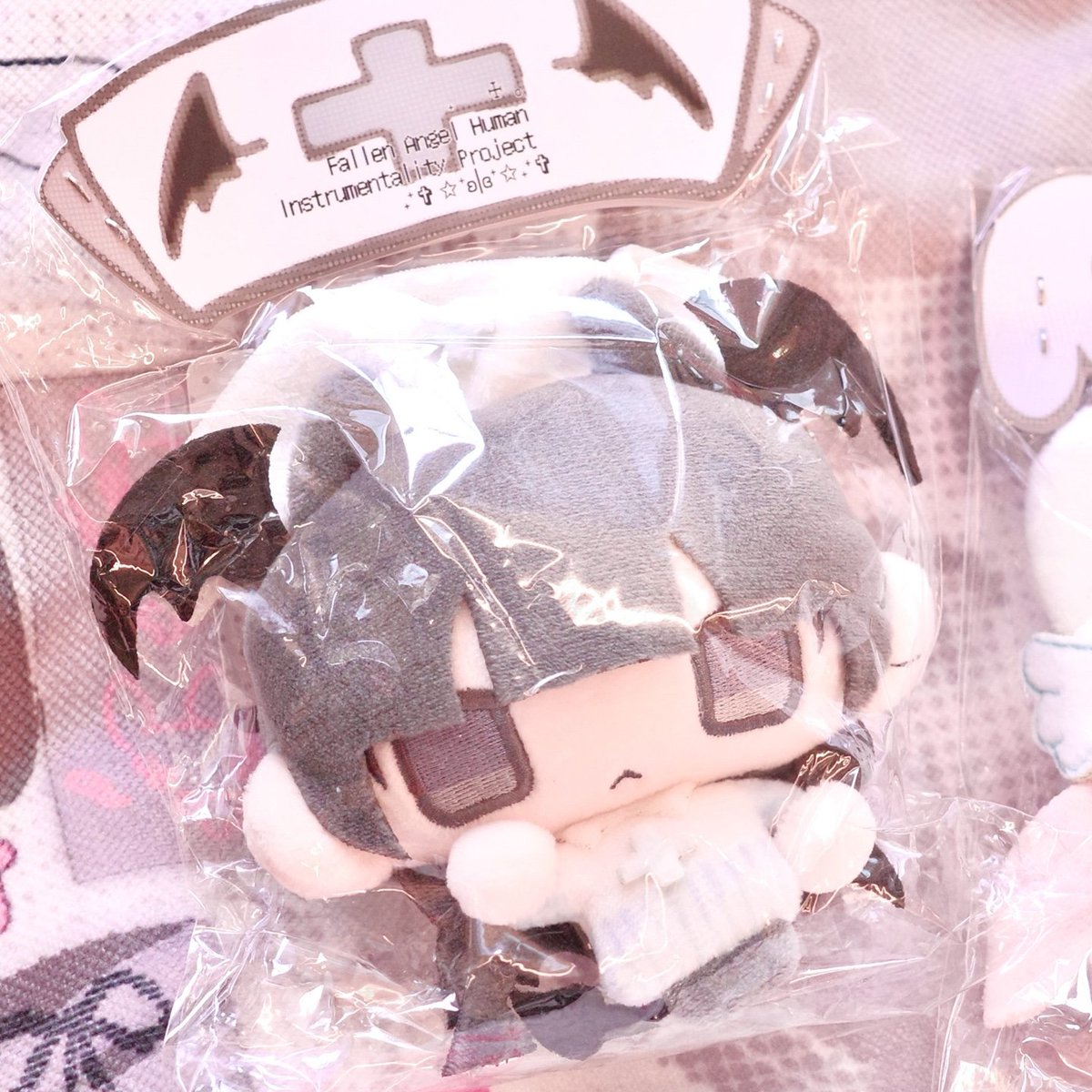 HQBBDR's tweet photo. 🚗🚗₌₃ 
[ 小鄔帥 ] 대원 물품 도착 🩷

✪ 재입고
Fallen angel 2.5D 솜인형 2종 https://t.co/D3VVv0kF4b