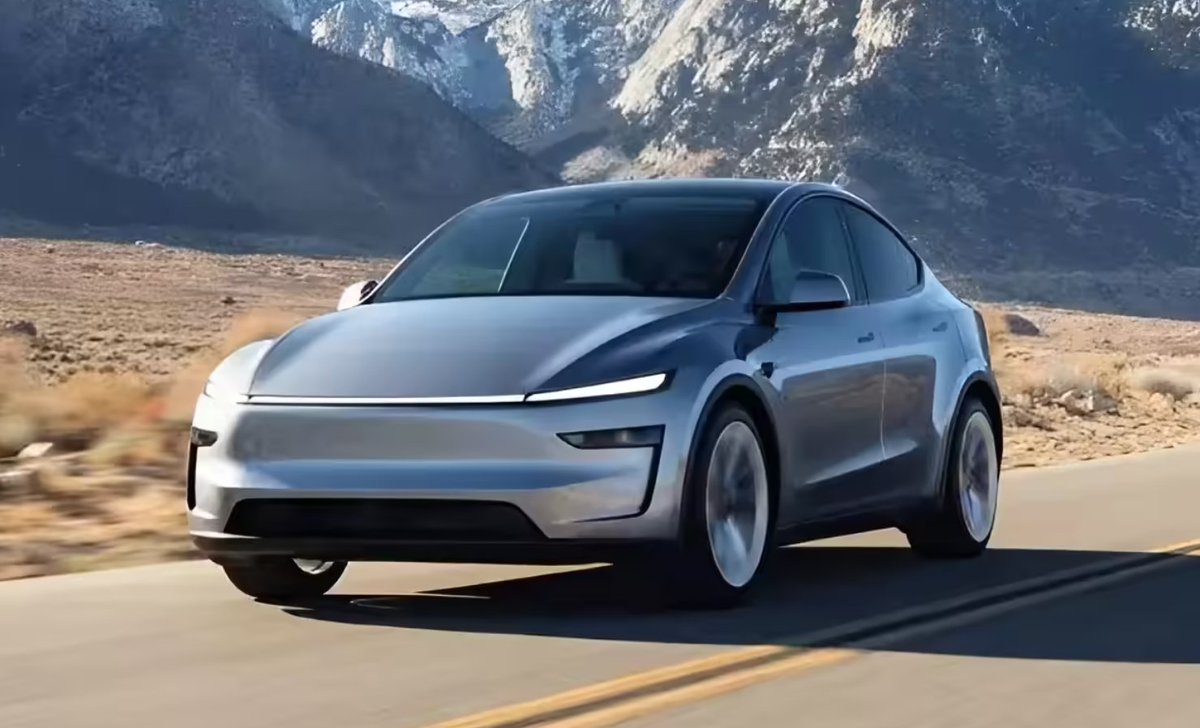 MIAMIA9393's tweet photo. DIFFERENT COLOURS TESLAS https://t.co/NtOh0hCI8C