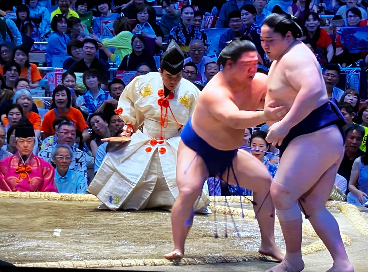bo_chi623's tweet photo. 名古屋場所　千秋楽
藤ノ川〜
やりましたね〜
勝ち越し。殊勲賞🏆
来場所は、三役かな？
おめでとう御座います🤩
#藤ノ川
#大相撲 https://t.co/85Jo64SYaR