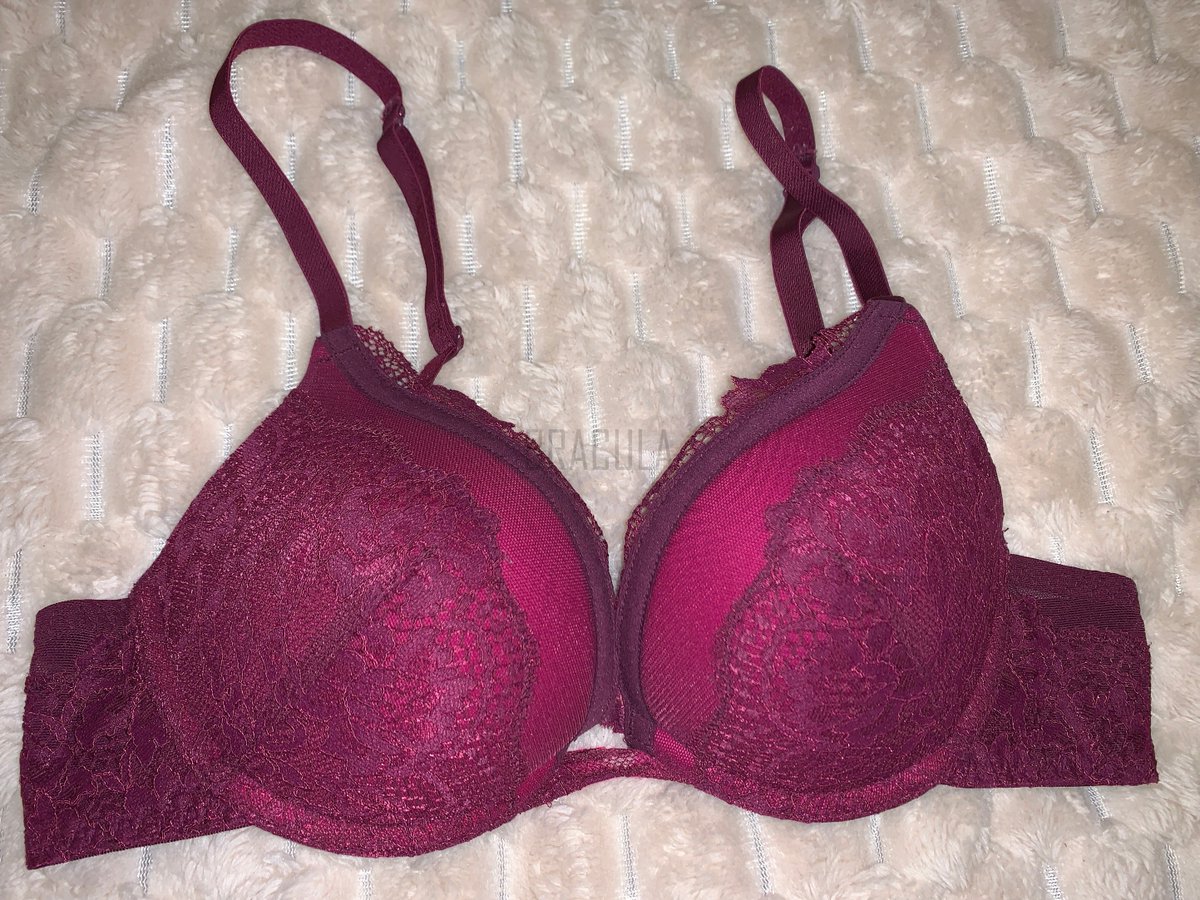 BraculaVS's tweet photo. More @LaSenza love - a dark purple Hello Sugar bra with beautiful lace details and nice thick push up padding.
Can you guess the cup size?
#lasenza #pushupbra #hellosugar https://t.co/HtSj1Ct29f