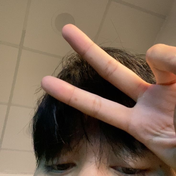 Bnnqyl's tweet photo. ไม่สบายอีกแล้ว https://t.co/RlKFMJEqzK