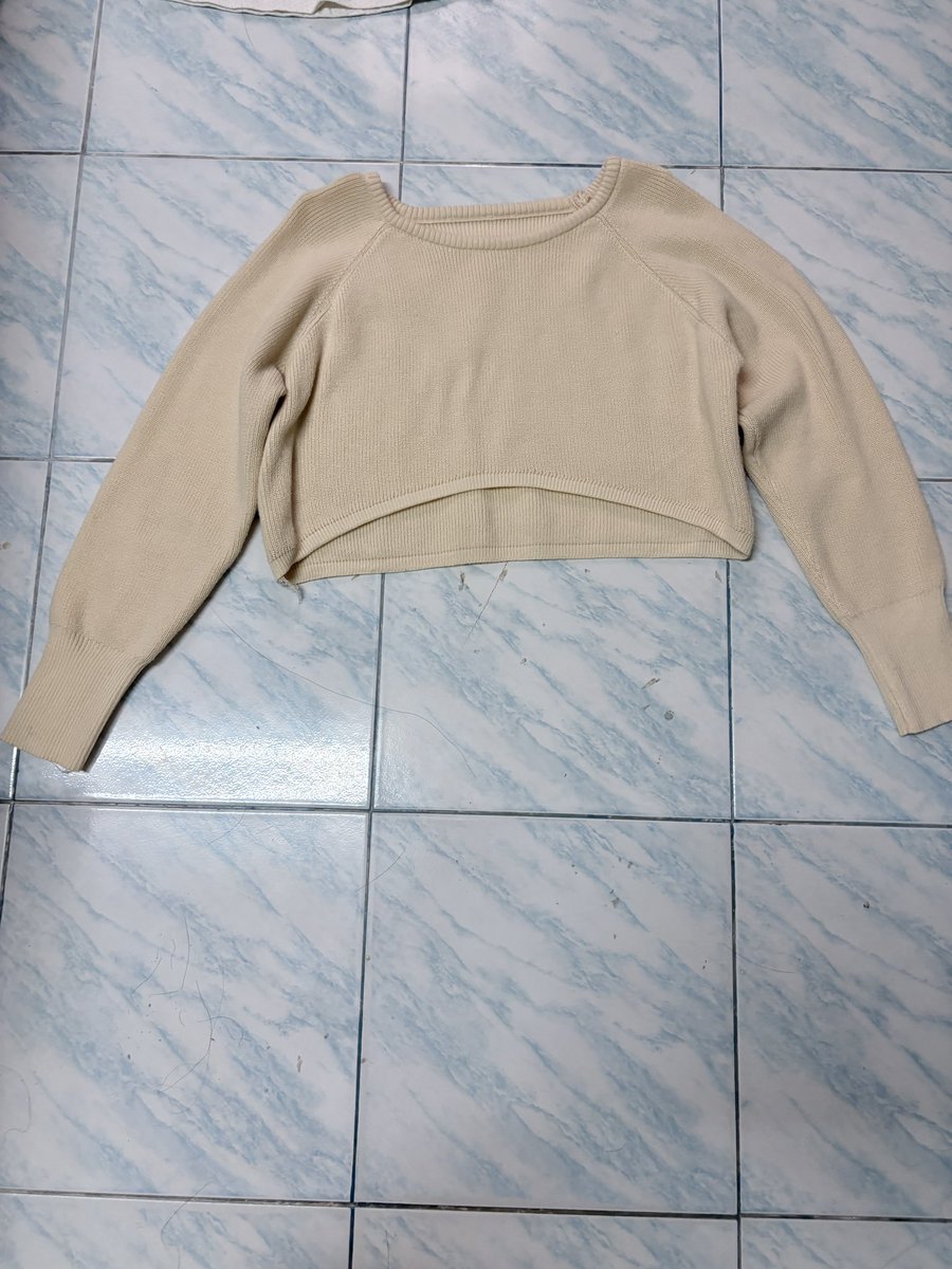 Ajaoyy_'s tweet photo. 20บาท https://t.co/0EEV4Ycajl