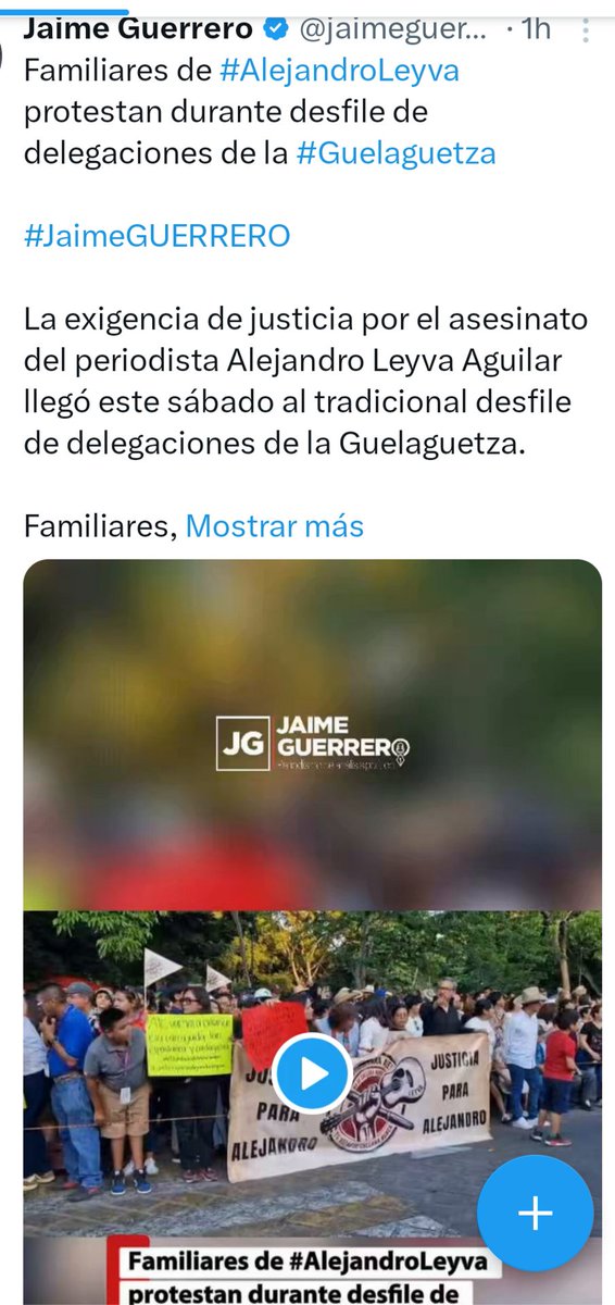 Replica_Tweets's tweet photo. Los asesores de @salomonj en #Oaxaca parecen sus peores enemigos; en la #calenda un grupo de #guardiablancas arremetió contra la protesta pacífica de familiares del periodista #AlejandroLeyva; previamente sacaron del desfile al gobernador
Que necesidad de evidenciar el #temor https://t.co/7mO0Ej8MqR