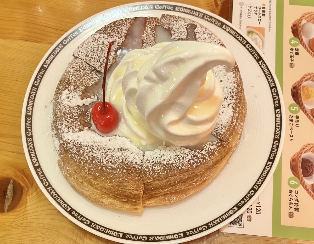 izmint_'s tweet photo. ブランノワール、ブランネージュ🍴

今までの甘みたっぷりスイーツとは違って、甘すぎずミルキーな味わいがおいしかった😋
練乳と粉砂糖というシンプルなフレーバーだけど、ココアバームとデニッシュをひたひたにして美味しさを感じられる1品です😋
ごちそうさまでした！ https://t.co/62doh8Ljx3