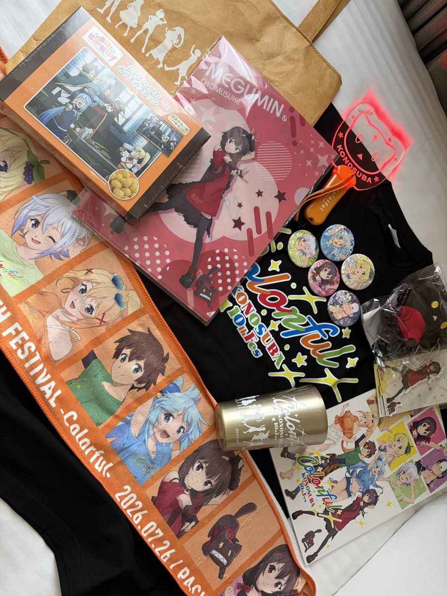 f50406's tweet photo. めぐみんの缶バッジ出なかったー！
お手紙なんとか書き終えたから向かう！
 #このすば
 #このすばフェス https://t.co/v2hrlJsqfj