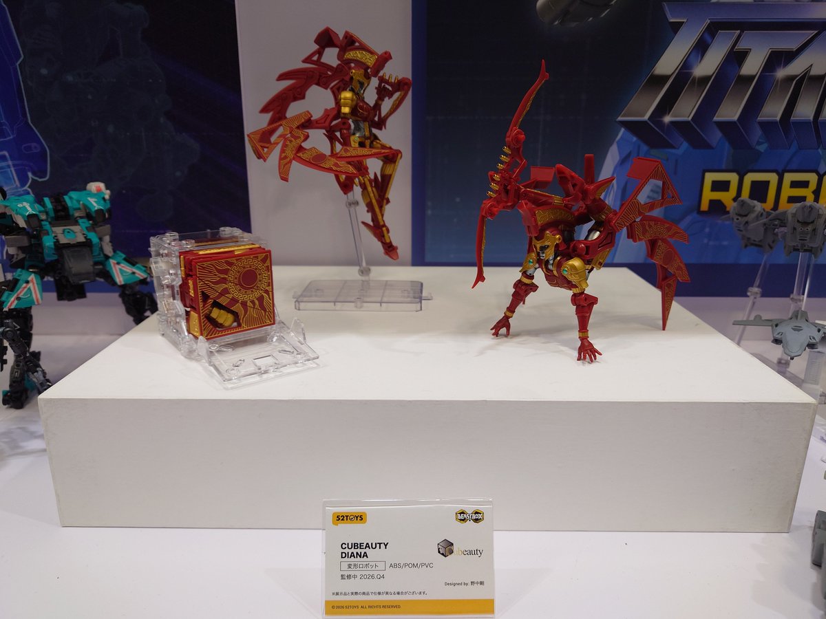 shinkichi007's tweet photo. 52TOYSの野中剛さんデザイン変形ロボ『CUBEAUTY DIANA』。
フリーキーな形態にもなれるみたい https://t.co/Xbxsm3zQH0
