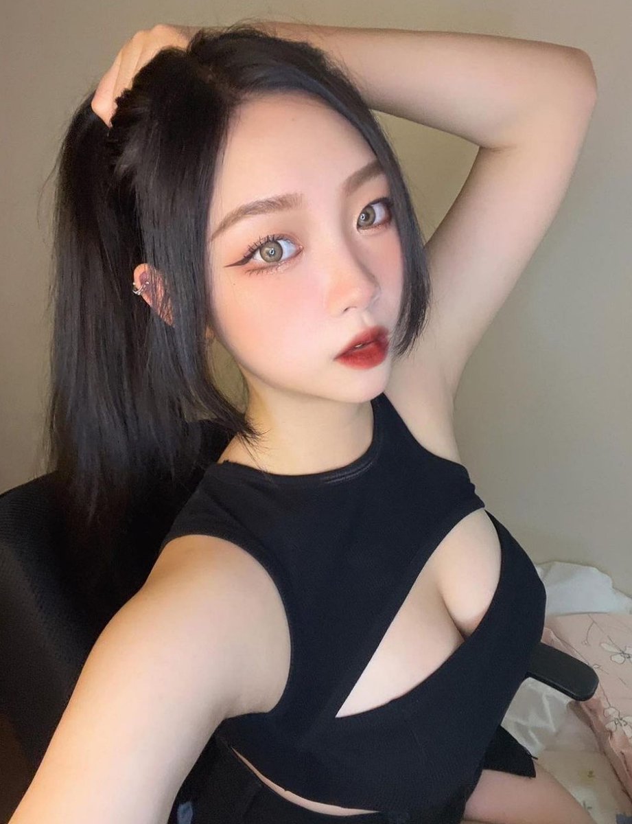 susue0427's tweet photo. 만나서 반갑습니다. 좋은 정보 공유기대 합니다》<<<라인 hz2588💗👠
#가슴  #자위  #섹트Korea  #섹트  #기구 https://t.co/pxCbbFu47z