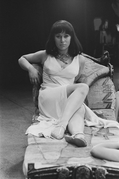 Noirchick1's tweet photo. Celebrating the 81st birthday of Dame Helen Mirren - her long career of endless awards and accolades all started here - as a 20 year old  Cleopatra,  at The Old Vic in London, 1965.
Gorgeous then, gorgeous now - don't you agree? https://t.co/eBZIEIwpnY