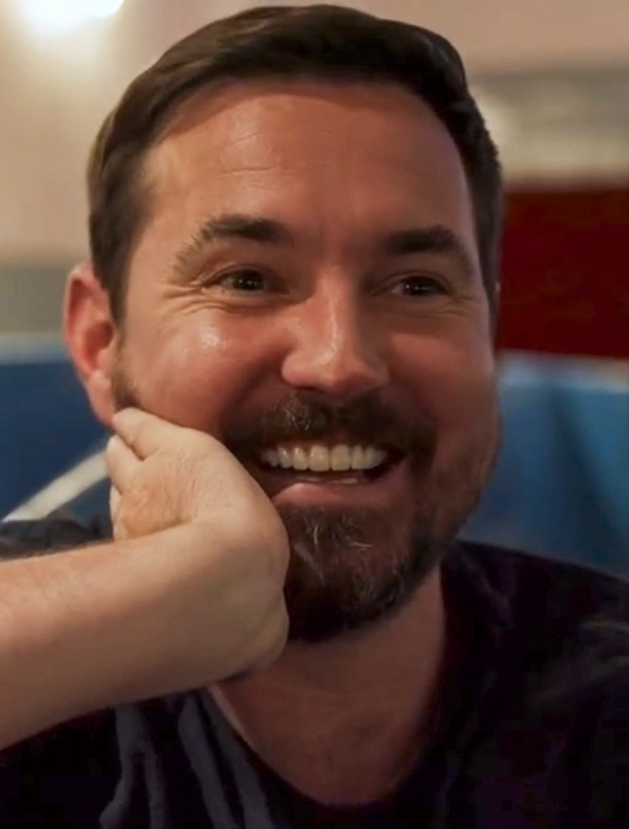 Team_Compston's tweet photo. PIC OF THE DAY
Going to end the week with this little gem of Martin having a giggle while being interviewed about doing the live Restless Natives shows in Edinburgh ☺️

~ September 2023
📸 : Robbie Knox / Restless Natives Podcast

#MartinCompston @martin_compston https://t.co/emrsIlEGvV
