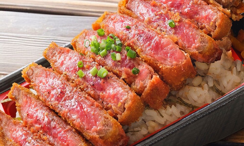 sebabier's tweet photo. 商品紹介の写真とは全然違うものが出てきた
火の通り過ぎでスカスカ
肉の味がしなかった
#勝升KACHIMASU
#HOTEIFES https://t.co/F4G2EnWMam