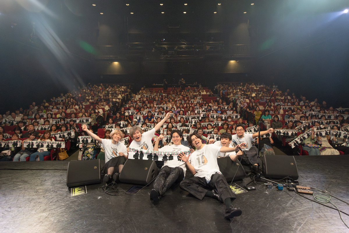 Mah_bee's tweet photo. 昨日は7年ぶりの竜徹日記サポート
音楽もトークもめちゃくちゃパワーアップしてた！
3時間半楽しかったー
ずっと笑ってた https://t.co/u4kKke7i39