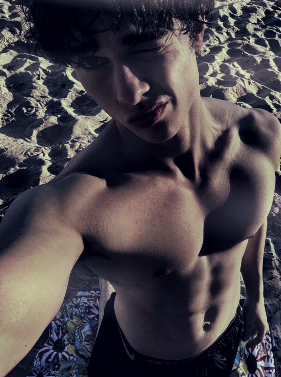 domicooper's tweet photo. ᅠᅠ
O rostinho͏ ͏͏ ͏ ͏ ͏  ͏ ͏͏ ͏ ͏ ͏  //͏ ͏͏ ͏ ͏ ͏  ͏ ͏͏ ͏ ͏ ͏  a bunda.
ᅠᅠ https://t.co/2CA3pVTde3