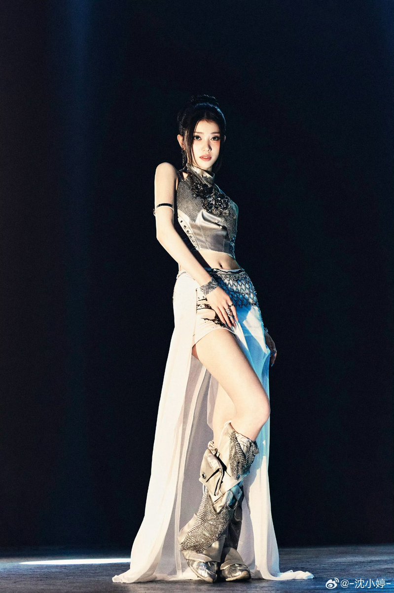 Xiaoting_CN's tweet photo. 沈小婷 (XIAOTING)
THE 1ST DIGITAL SINGLE
 [传说(LEGEND)]

𝟎𝟓｜锚定本源，真我

2026.07.30 0AM (CST)

#沈小婷 #XIAOTING #샤오팅 #シャオティン #케플러 #Kep1er #LEGEND https://t.co/xYybGn1W2k
