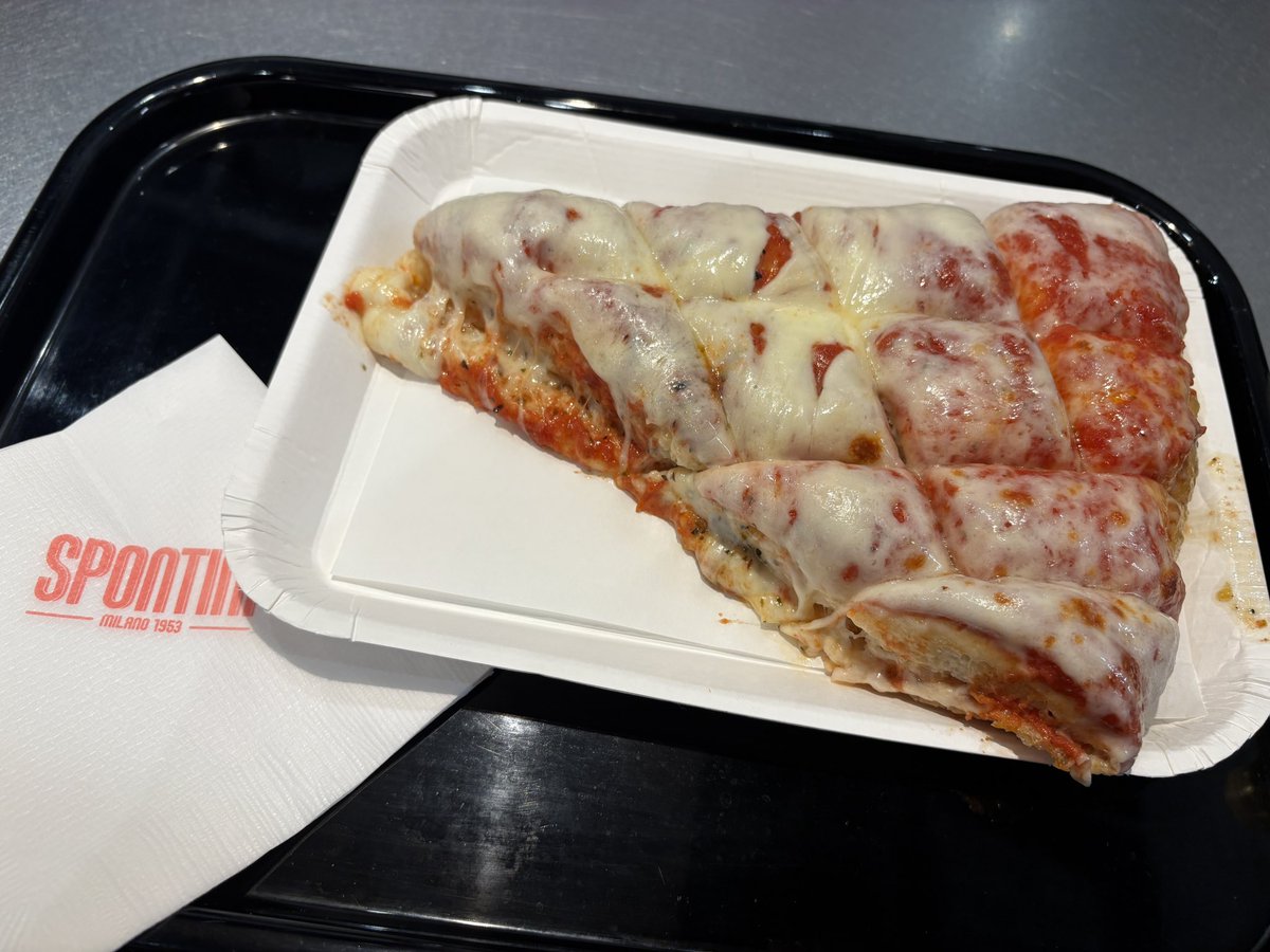 suttax25's tweet photo. マルゲリータ、テラウマス🐎🍕 https://t.co/em3ubUZTdP