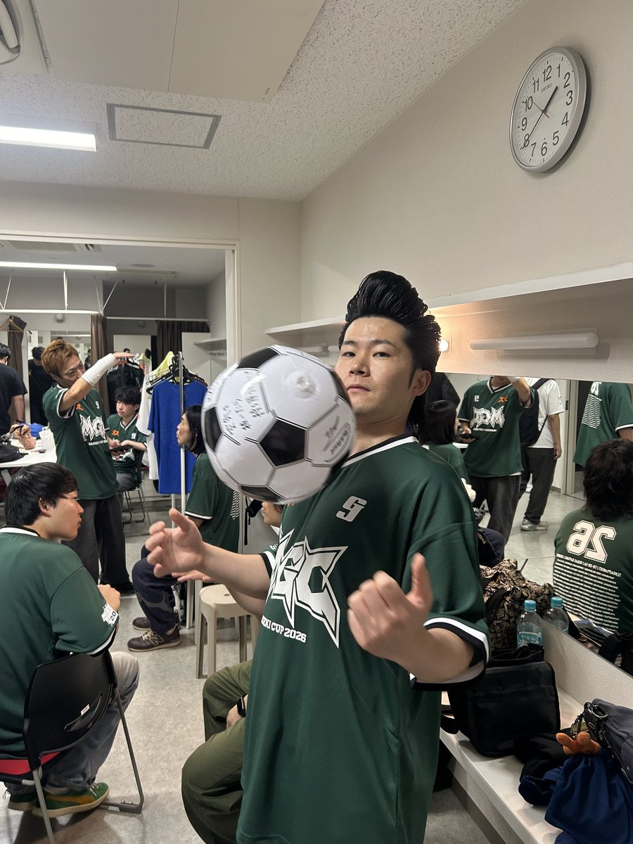 UmadaBajirisk's tweet photo. マンゲキカップ🏆ありがとうございました！
初の夏フェスは感謝と謝罪が残りました‼︎最高ですね🎭
終わりにも最高のご飯と夏夜コンビニ前思い出アイスも頂きました！🍖🍨また集まりましょうよ！ https://t.co/ZJBmc9vZcJ
