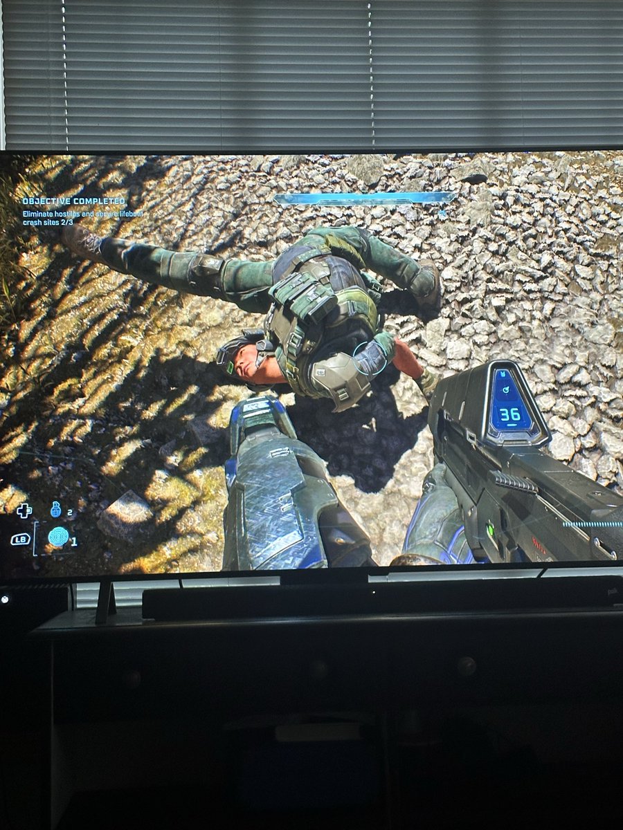 Brewsyblonde's tweet photo. #halo things 

whoops https://t.co/l2fR6rYXEy