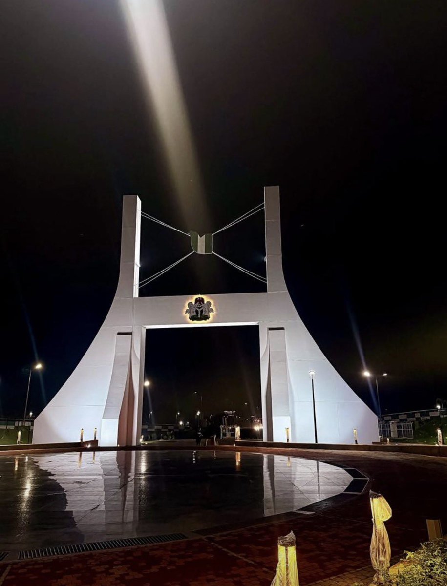 DhoOzzy3's tweet photo. Abuja city gate✨
#abuja https://t.co/GWL6Zh7F9n