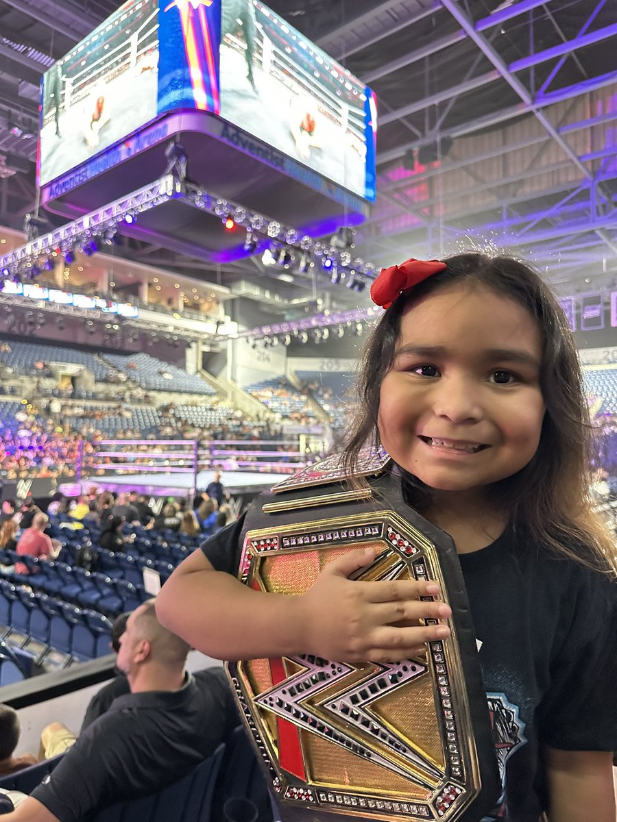 HunnybunnyShell's tweet photo. @WWE  #WWEStockton #wwestockton  Here for CM Punk! @CMPunk https://t.co/F27U54v6lE