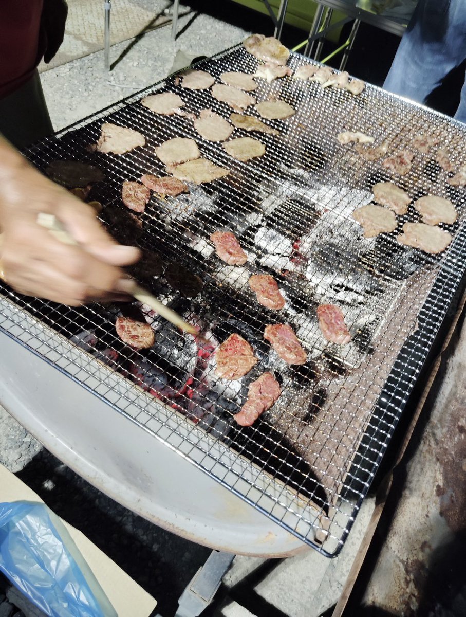 kn_626's tweet photo. 昨日はサバゲー仲間とBBQ🥩
そっから花火してお泊まり🎇
髪30cm切ったことやサプライズゲスト登場とWサプライズも仕掛けといた笑

それにしてもみんなでたくさん呑みましたこと🍻 https://t.co/htIc8aeIiR