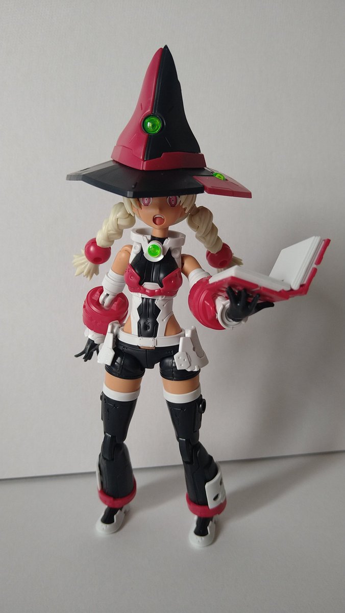 KirovNml's tweet photo. マリカル 組んでみました
歯があるお口パーツがイイ感じ
衣装のデザインも素敵
#30MS https://t.co/jmHrVG1d8S