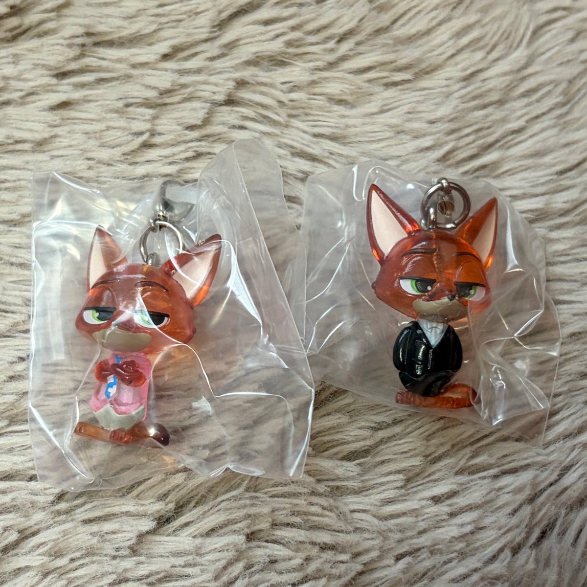 pm4w420's tweet photo. 【交換】  
ズートピア2  めじるし アクセサリー

（譲）ニックA、B
（求）ジュディA、Ｂ

まとめての交換希望🙇‍♀️
郵送交換

お気軽にお声掛けください😊 https://t.co/7xInT10qfg