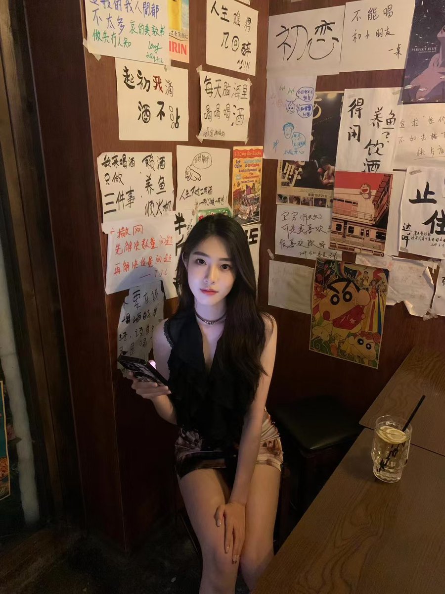 Cl7277's tweet photo. 我饿了 给我吃吗 https://t.co/wjdQAfjqSa